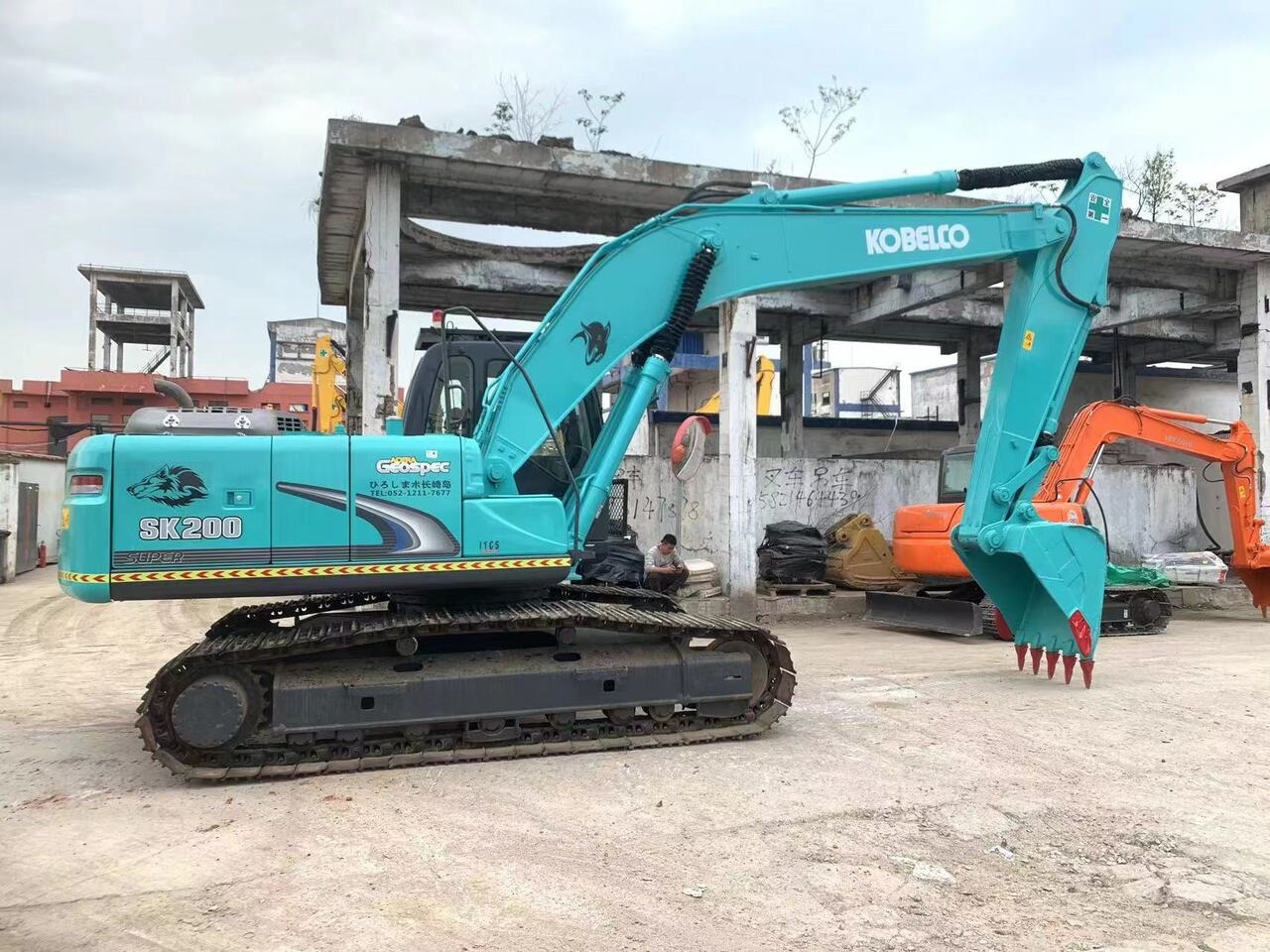 KOBELCO SK200-8-excavator - Máy xúc bánh xích: hình 1 KOBELCO SK200-8-excavator - Máy xúc bánh xích: hình 1