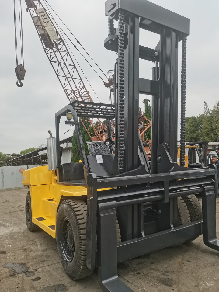 KOMATSU 150 - Xe nâng: hình 2 KOMATSU 150 - Xe nâng: hình 2