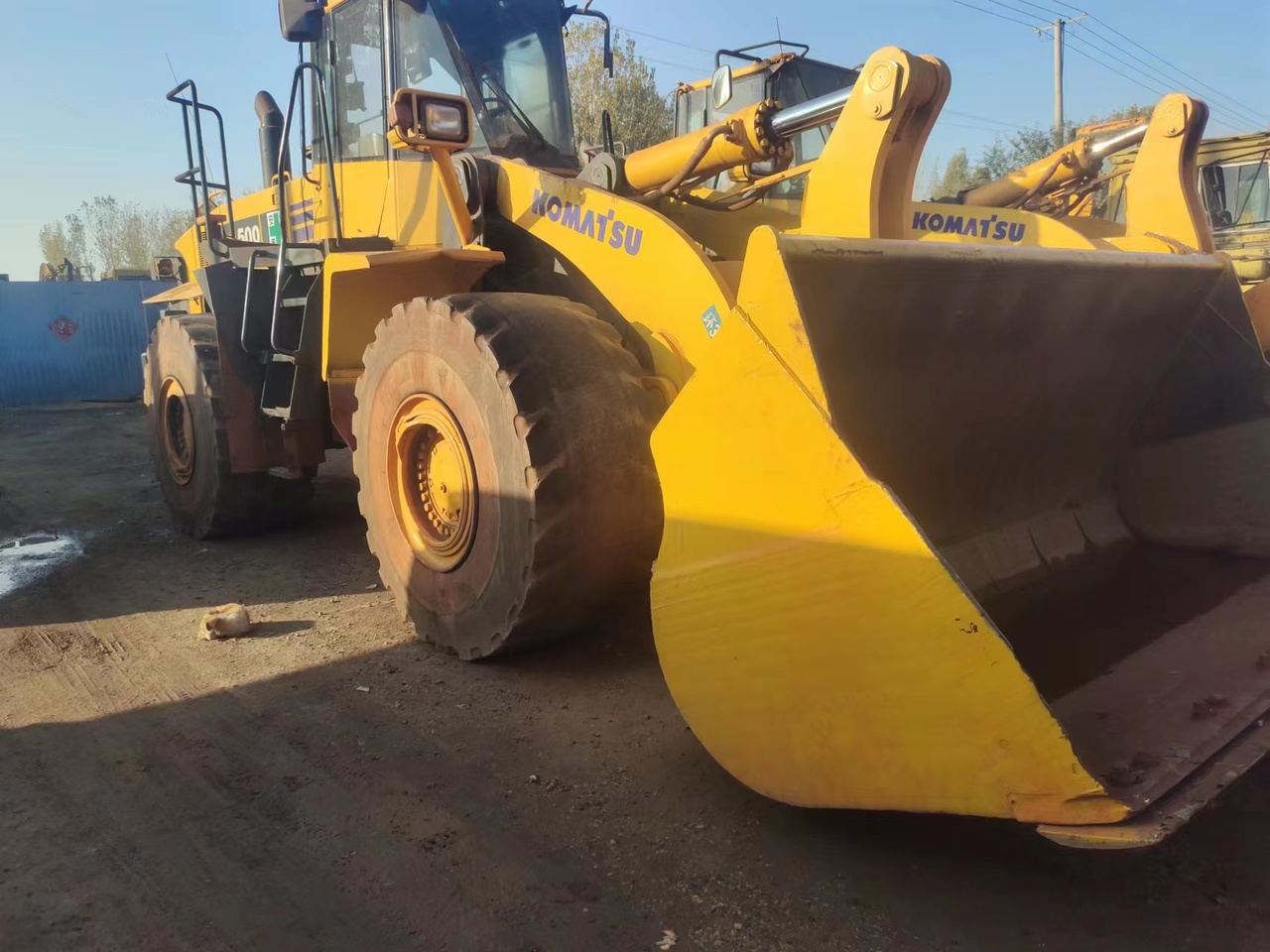 KOMATSU WA500-6 -wheel loader - Máy xúc lật bánh lốp: hình 5 KOMATSU WA500-6 -wheel loader - Máy xúc lật bánh lốp: hình 5