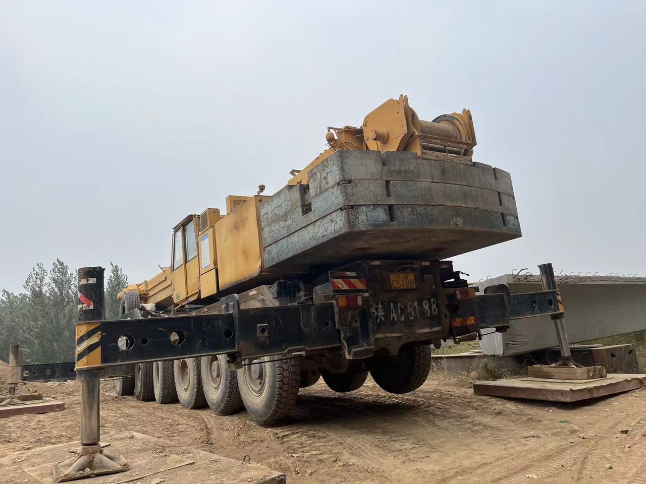 LIEBHERR LTM1170N - Cần cẩu: hình 1 LIEBHERR LTM1170N - Cần cẩu: hình 1