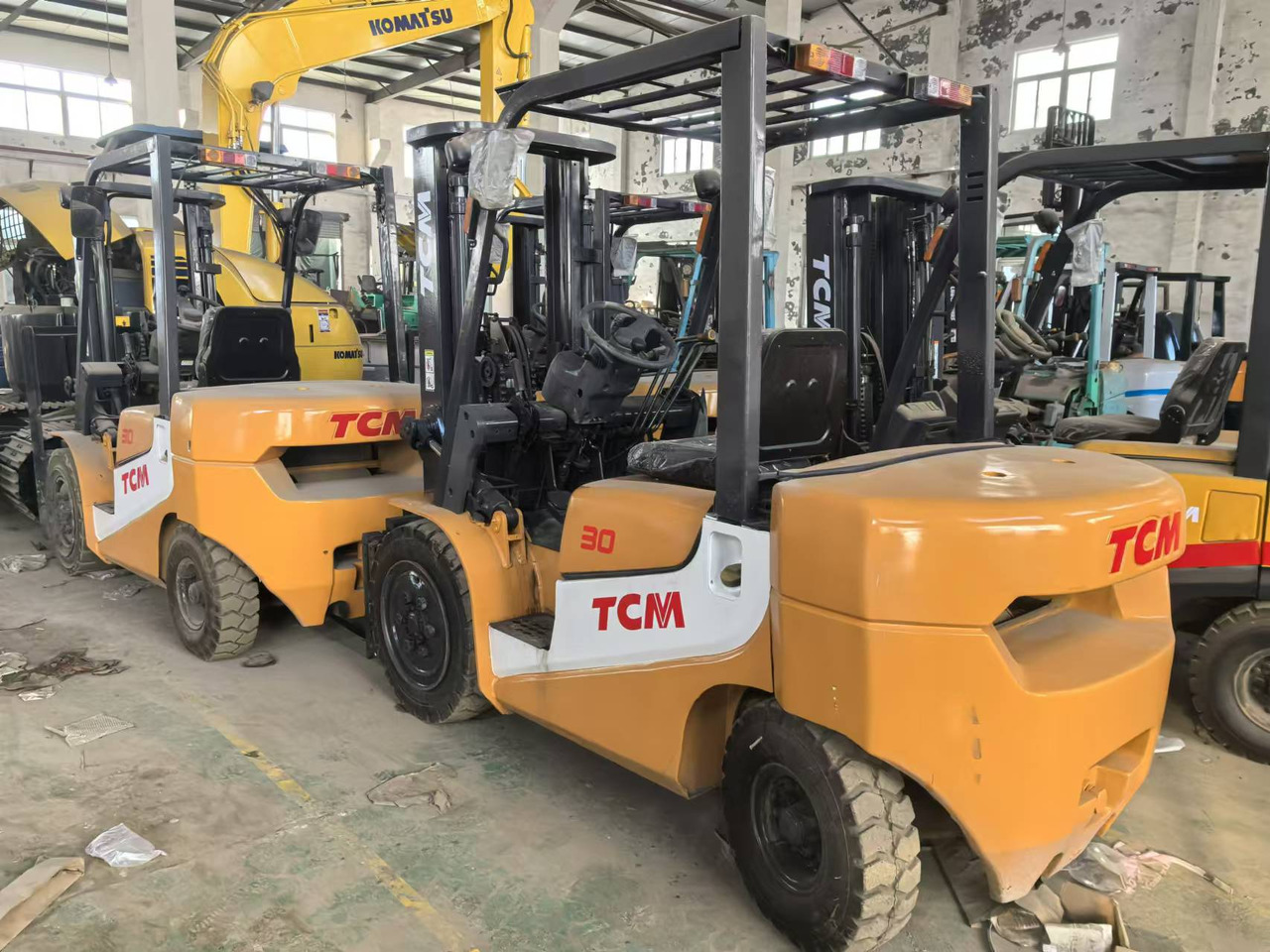 TCM TCM30 - Xe nâng diesel: hình 5 TCM TCM30 - Xe nâng diesel: hình 5
