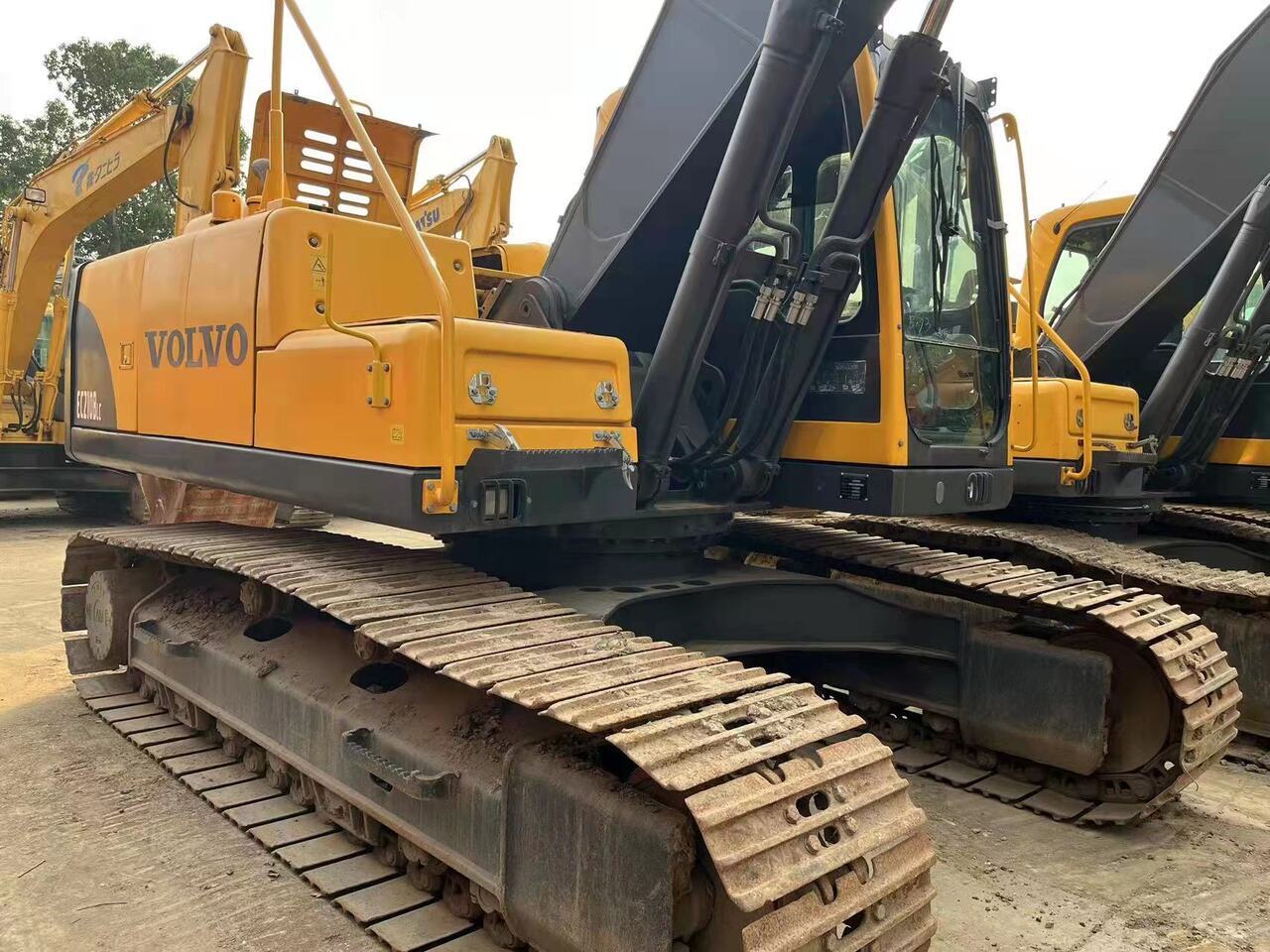 VOLVO EC210BLC - Máy xúc bánh xích: hình 1 VOLVO EC210BLC - Máy xúc bánh xích: hình 1