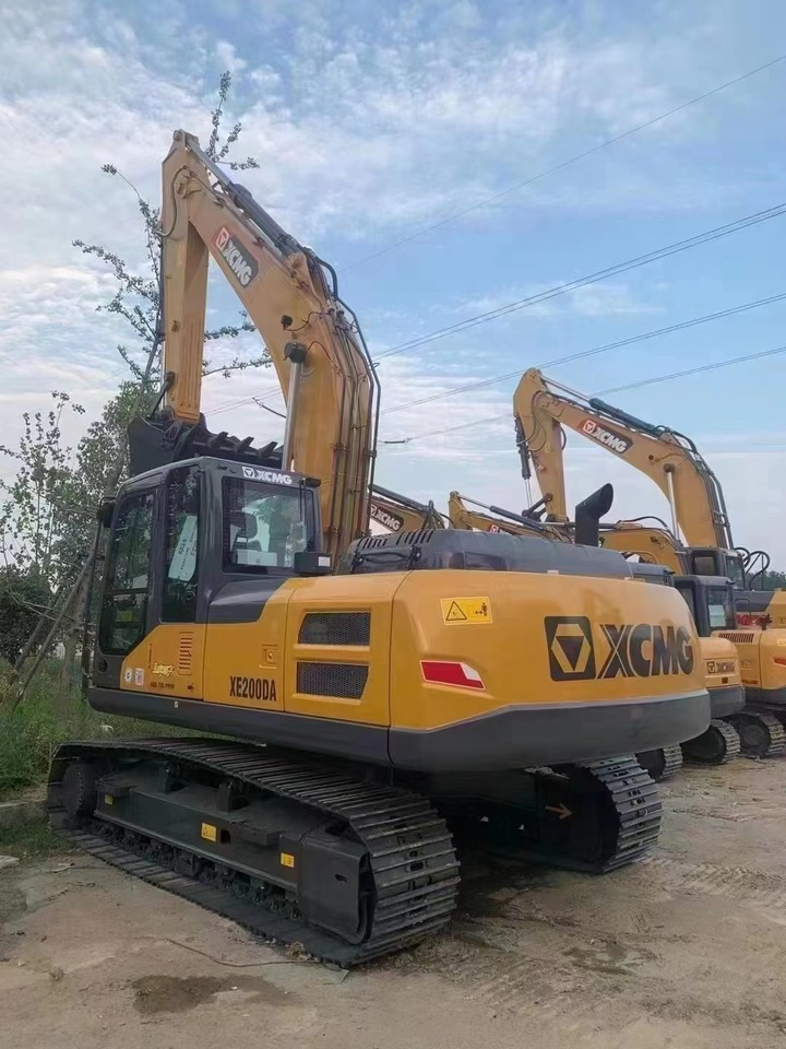 XCMG XE215DA - Máy xúc bánh xích: hình 1 XCMG XE215DA - Máy xúc bánh xích: hình 1