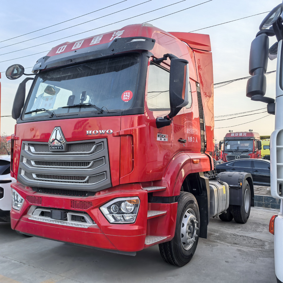 Howo 4x2 - Xe đầu kéo: hình 1 Howo 4x2 - Xe đầu kéo: hình 1