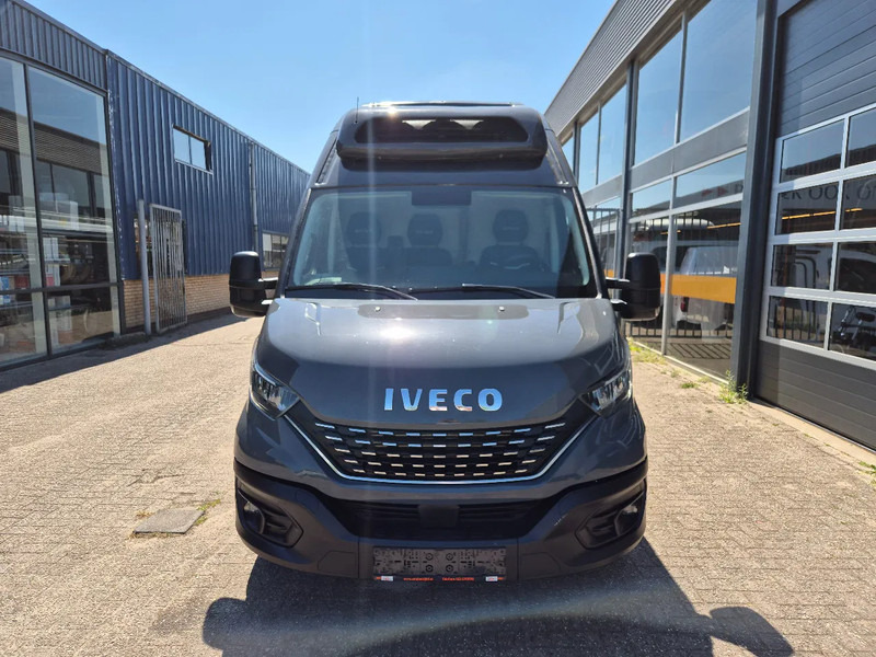 Iveco Daily 35S18 L4H3/ Fleischwagen/ Meattransport/ TK C 450 MAX/ Nr.2 - Xe van đông lạnh: hình 4 Iveco Daily 35S18 L4H3/ Fleischwagen/ Meattransport/ TK C 450 MAX/ Nr.2 - Xe van đông lạnh: hình 4