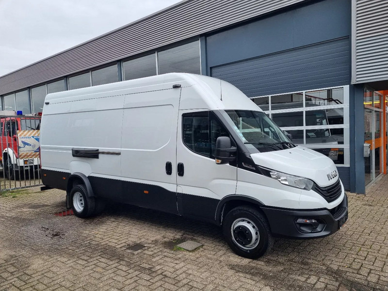 Iveco Daily 70C18 3.0D L4H3 Hi-Matic Euro 6 GVW 7000 kg - Xe van chở hàng: hình 1 Iveco Daily 70C18 3.0D L4H3 Hi-Matic Euro 6 GVW 7000 kg - Xe van chở hàng: hình 1