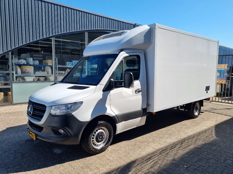 Mercedes-Benz Sprinter 316 CDI Kuhlkoffer Thermoking V300MAX st 230V Euro 6D - Xe van đông lạnh: hình 4 Mercedes-Benz Sprinter 316 CDI Kuhlkoffer Thermoking V300MAX st 230V Euro 6D - Xe van đông lạnh: hình 4