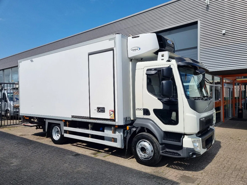 Volvo FL 250 Carrier 750MT ATP Zwischenwand LBW Euro 6 - Xe tải đông lạnh: hình 1 Volvo FL 250 Carrier 750MT ATP Zwischenwand LBW Euro 6 - Xe tải đông lạnh: hình 1