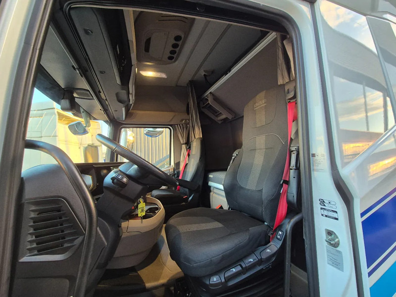 Xe đầu kéo DAF XG 530/ 2022/ Retarder/ LED/ Park Airco/ Navi/ Full option: hình 11 Xe đầu kéo DAF XG 530/ 2022/ Retarder/ LED/ Park Airco/ Navi/ Full option: hình 11