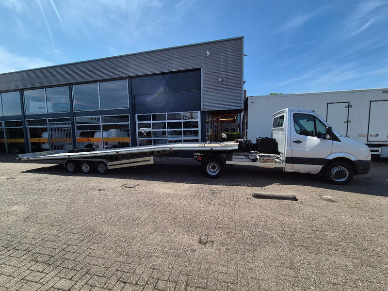 Volkswagen Crafter 2.0TDI BE Combi/ Autotransporter 10m mit Knicksystem/ Winch - Xe tải nhỏ: hình 2 Volkswagen Crafter 2.0TDI BE Combi/ Autotransporter 10m mit Knicksystem/ Winch - Xe tải nhỏ: hình 2