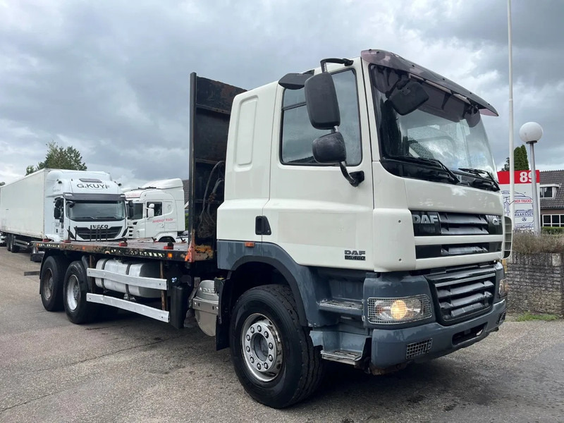 DAF CF 85.460 6X4 FULL STEEL SPRING MANUAL GEARBOX - Xe tải thùng lửng/ Phẳng: hình 4 DAF CF 85.460 6X4 FULL STEEL SPRING MANUAL GEARBOX - Xe tải thùng lửng/ Phẳng: hình 4