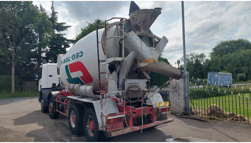 Scania P114-340 8x4 Mixer Full Steel Spring - Xe trộn bê tông: hình 4 Scania P114-340 8x4 Mixer Full Steel Spring - Xe trộn bê tông: hình 4