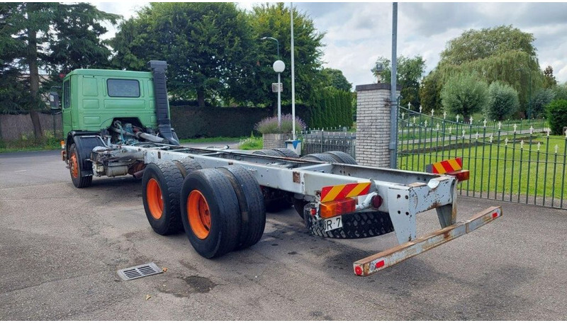 Scania P92 6x2 FULL STEEL MANUAL GEARBOX - Xe tải khung gầm: hình 4 Scania P92 6x2 FULL STEEL MANUAL GEARBOX - Xe tải khung gầm: hình 4