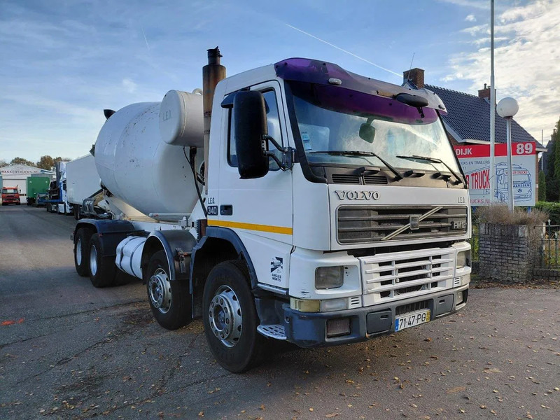Volvo FM 12.340 8x4 Mixer Steel Suspension - Xe trộn bê tông: hình 2 Volvo FM 12.340 8x4 Mixer Steel Suspension - Xe trộn bê tông: hình 2