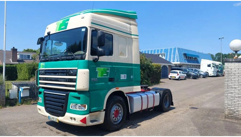DAF XF 105.410 4 PIECES AVAILABLE - Xe đầu kéo: hình 5 DAF XF 105.410 4 PIECES AVAILABLE - Xe đầu kéo: hình 5