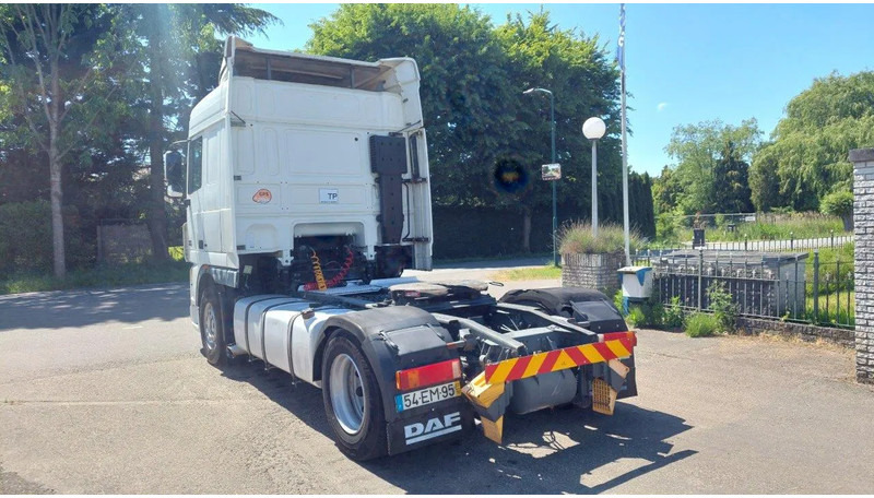 DAF XF 105.410 4x2 - Xe đầu kéo: hình 4 DAF XF 105.410 4x2 - Xe đầu kéo: hình 4