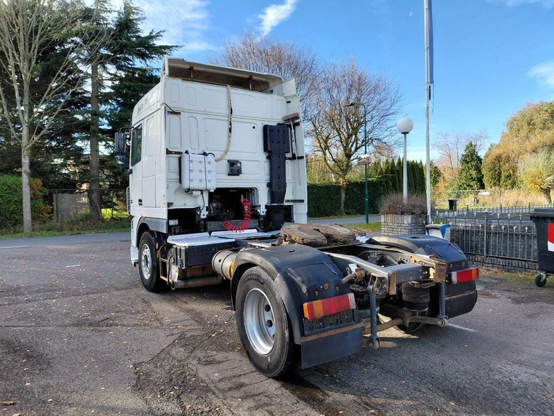 DAF XF 95.430 4x2 MANUAL ZF GEARBOX !! EURO 3 Engine !! - Xe đầu kéo: hình 4 DAF XF 95.430 4x2 MANUAL ZF GEARBOX !! EURO 3 Engine !! - Xe đầu kéo: hình 4