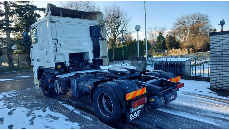 DAF XF 95.430 EURO 2 MANUAL GEARBOX - Xe đầu kéo: hình 4 DAF XF 95.430 EURO 2 MANUAL GEARBOX - Xe đầu kéo: hình 4
