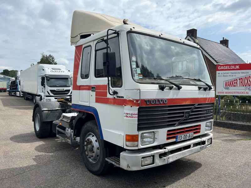 Volvo FL 10.320 4X2 TRUCKHEAD FULL STEEL SUSPENSION - Xe đầu kéo: hình 5 Volvo FL 10.320 4X2 TRUCKHEAD FULL STEEL SUSPENSION - Xe đầu kéo: hình 5