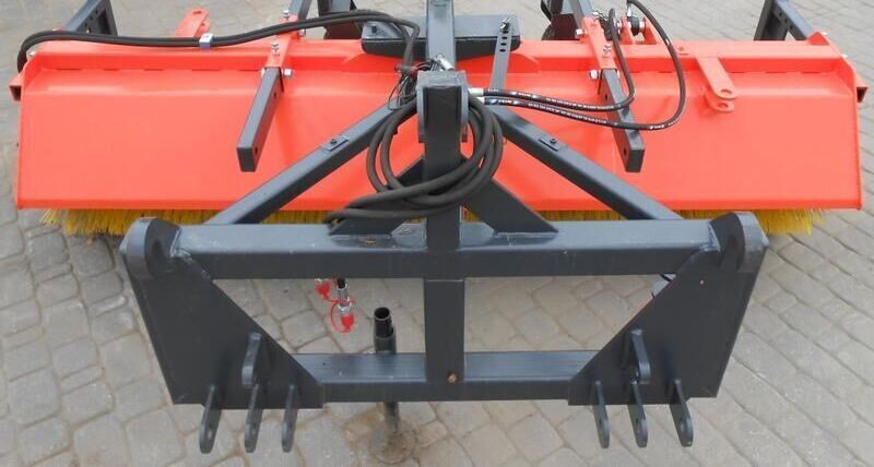 Metal-technik Sweeper/ Zamiatarka 2,4*M - Chổi cho Tiện ích/ Xe đặc dụng: hình 5 Metal-technik Sweeper/ Zamiatarka 2,4*M - Chổi cho Tiện ích/ Xe đặc dụng: hình 5