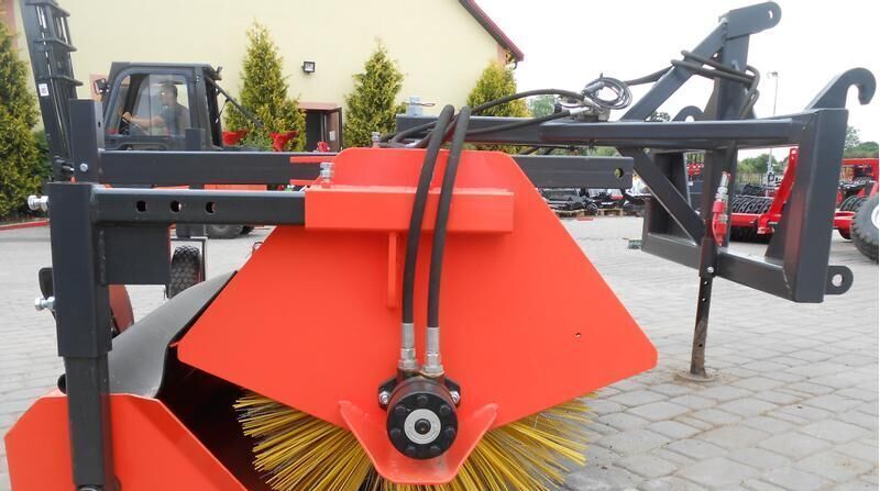 Metal-technik Sweeper/ Zamiatarka 2,4*M - Chổi cho Tiện ích/ Xe đặc dụng: hình 3 Metal-technik Sweeper/ Zamiatarka 2,4*M - Chổi cho Tiện ích/ Xe đặc dụng: hình 3