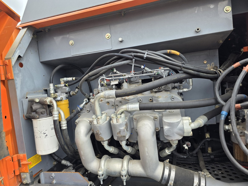 Hitachi zx350lcn-5B labounty scrap shear hitachi zx 350 genesis labounty fortress - Máy cạp rác/ Công nghiệp: hình 4 Hitachi zx350lcn-5B labounty scrap shear hitachi zx 350 genesis labounty fortress - Máy cạp rác/ Công nghiệp: hình 4