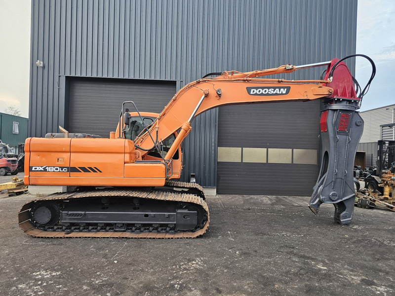 Doosan dx 180lc vtn ci labounty scrap shear genesis fortress - Máy cạp rác/ Công nghiệp: hình 1 Doosan dx 180lc vtn ci labounty scrap shear genesis fortress - Máy cạp rác/ Công nghiệp: hình 1