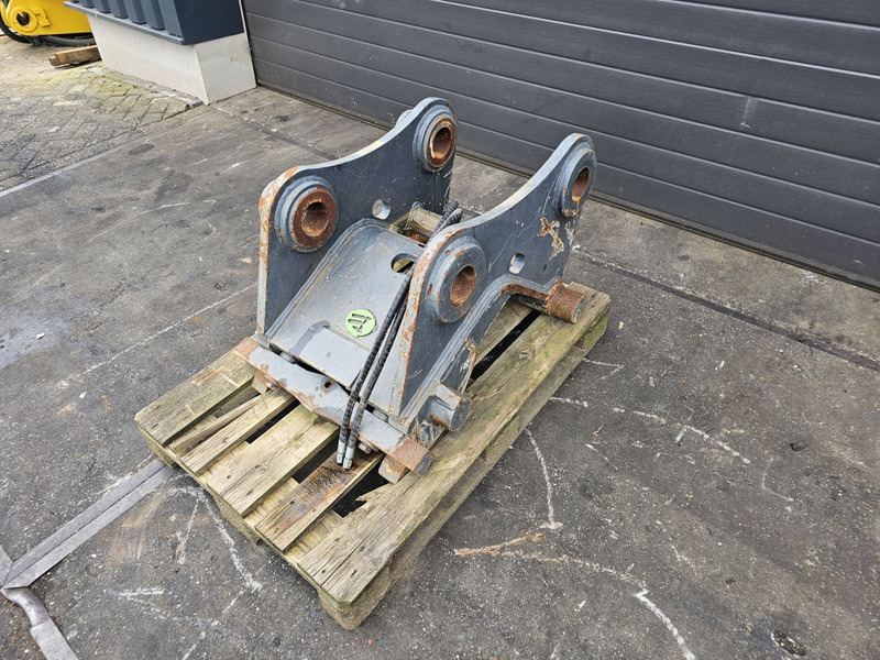 Hydraulische snelwissel cw45s cw45s coupler verachtert eurosteel - Bộ ghép nhanh cho Máy móc xây dựng: hình 1 Hydraulische snelwissel cw45s cw45s coupler verachtert eurosteel - Bộ ghép nhanh cho Máy móc xây dựng: hình 1