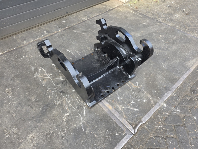 Kopplaat cw40 cw 45 adaptor plate cw45 cw 40 cw30 verachtert - Bộ ghép nhanh cho Máy móc xây dựng: hình 2 Kopplaat cw40 cw 45 adaptor plate cw45 cw 40 cw30 verachtert - Bộ ghép nhanh cho Máy móc xây dựng: hình 2