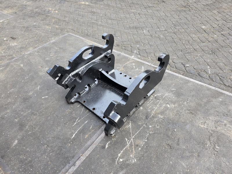 Kopplaat cw40 cw 45 adaptor plate cw45 cw 40 cw30 verachtert - Bộ ghép nhanh cho Máy móc xây dựng: hình 3 Kopplaat cw40 cw 45 adaptor plate cw45 cw 40 cw30 verachtert - Bộ ghép nhanh cho Máy móc xây dựng: hình 3
