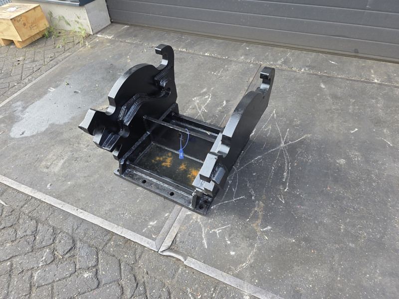 Kopplaat cw40 cw 45 adaptor plate cw45 cw 40 verachtert - Bộ ghép nhanh cho Máy móc xây dựng: hình 1 Kopplaat cw40 cw 45 adaptor plate cw45 cw 40 verachtert - Bộ ghép nhanh cho Máy móc xây dựng: hình 1