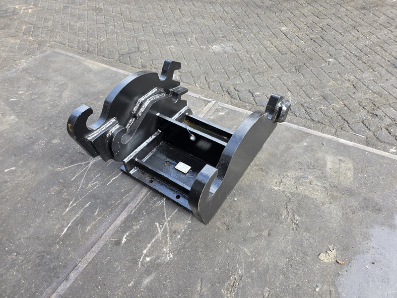 Kopplaat cw40 cw 45 adaptor plate cw45 cw 40 verachtert - Bộ ghép nhanh cho Máy móc xây dựng: hình 3 Kopplaat cw40 cw 45 adaptor plate cw45 cw 40 verachtert - Bộ ghép nhanh cho Máy móc xây dựng: hình 3