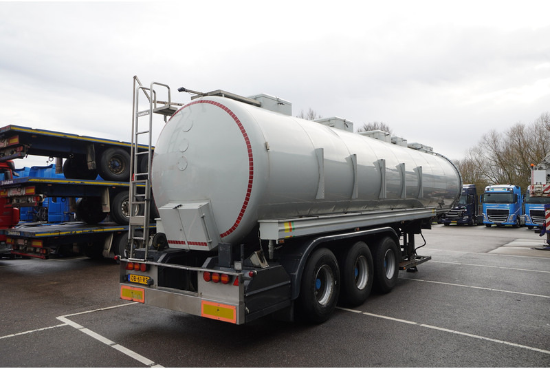 Dijkstra 3 AXLE TANK TRAILER 36 M3 - Sơ mi rơ moóc bồn: hình 4 Dijkstra 3 AXLE TANK TRAILER 36 M3 - Sơ mi rơ moóc bồn: hình 4