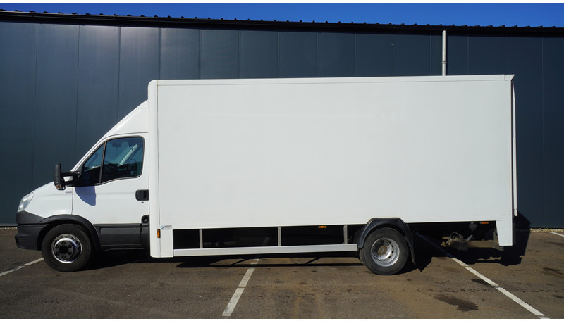Iveco DAILY 70C17 CLOSED BOX 185.500KM - Xe tải hộp: hình 1 Iveco DAILY 70C17 CLOSED BOX 185.500KM - Xe tải hộp: hình 1