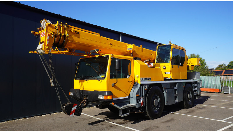 Liebherr LTM 1030-2.1 WITH JIB - Xe cẩu tự hành: hình 4 Liebherr LTM 1030-2.1 WITH JIB - Xe cẩu tự hành: hình 4