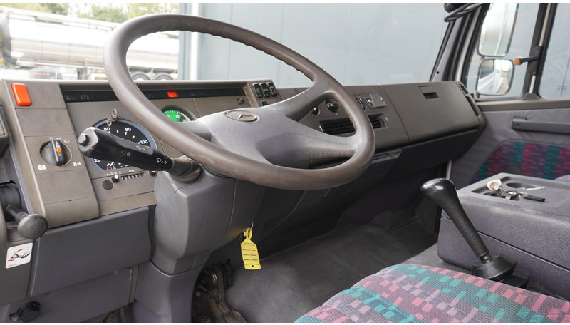 Mercedes-Benz 814 MACHINE TRANSPORTER 409.000KM - Xe tải thùng lửng/ Phẳng: hình 5 Mercedes-Benz 814 MACHINE TRANSPORTER 409.000KM - Xe tải thùng lửng/ Phẳng: hình 5