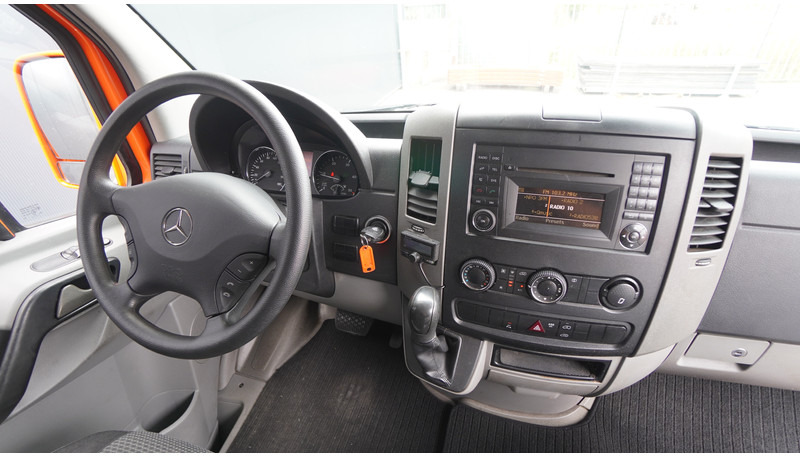 Mercedes-Benz Sprinter 309 CLOSED BOX - Xe tải nhỏ thùng kín: hình 5 Mercedes-Benz Sprinter 309 CLOSED BOX - Xe tải nhỏ thùng kín: hình 5