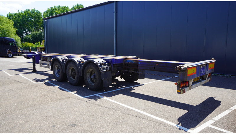Pacton 3 AXLE CONTAINER TRANSPORT TRAILER EXTENDABLE 45 FT - Xe chở container/ Sơ mi rơ moóc hoán đổi thân: hình 4 Pacton 3 AXLE CONTAINER TRANSPORT TRAILER EXTENDABLE 45 FT - Xe chở container/ Sơ mi rơ moóc hoán đổi thân: hình 4