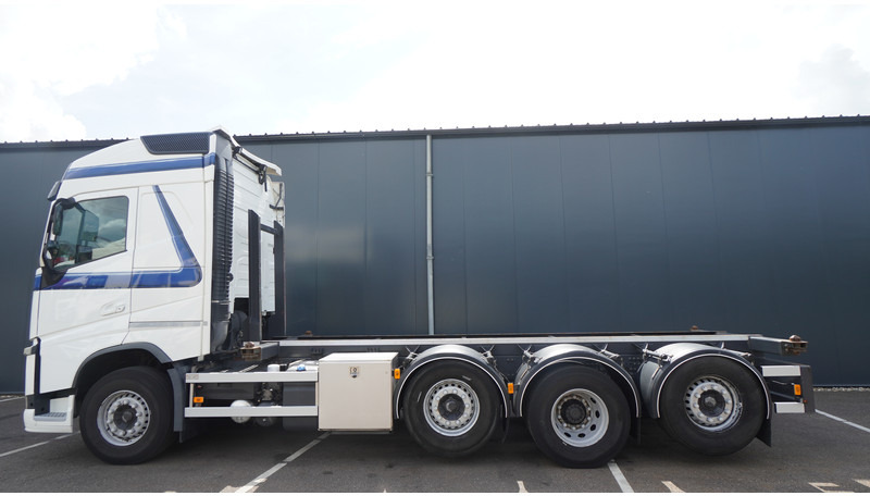 Volvo FH 460 8X2 20 FT CONTAINER TRANSPORT TRUCK - Xe chở container/ Xe tải hoán đổi thân: hình 1 Volvo FH 460 8X2 20 FT CONTAINER TRANSPORT TRUCK - Xe chở container/ Xe tải hoán đổi thân: hình 1