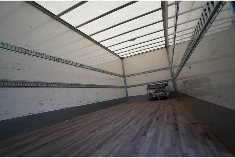 Volvo FL 280 CLOSED BOX BROKEN ENGINE NOT DRIVABLE - Xe tải hộp: hình 4 Volvo FL 280 CLOSED BOX BROKEN ENGINE NOT DRIVABLE - Xe tải hộp: hình 4