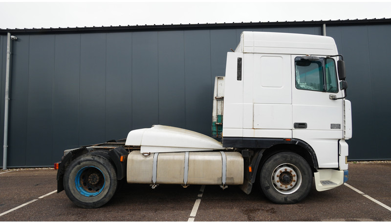 DAF XF 95.380 SC MANUAL GEARBOX EURO 3 - Xe đầu kéo: hình 2 DAF XF 95.380 SC MANUAL GEARBOX EURO 3 - Xe đầu kéo: hình 2