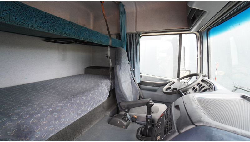 DAF XF 95.380 SC MANUAL GEARBOX - Xe đầu kéo: hình 5 DAF XF 95.380 SC MANUAL GEARBOX - Xe đầu kéo: hình 5