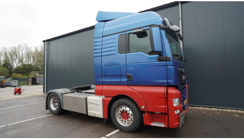 MAN TGX 18.420 ADR 664.400KM - Xe đầu kéo: hình 4 MAN TGX 18.420 ADR 664.400KM - Xe đầu kéo: hình 4