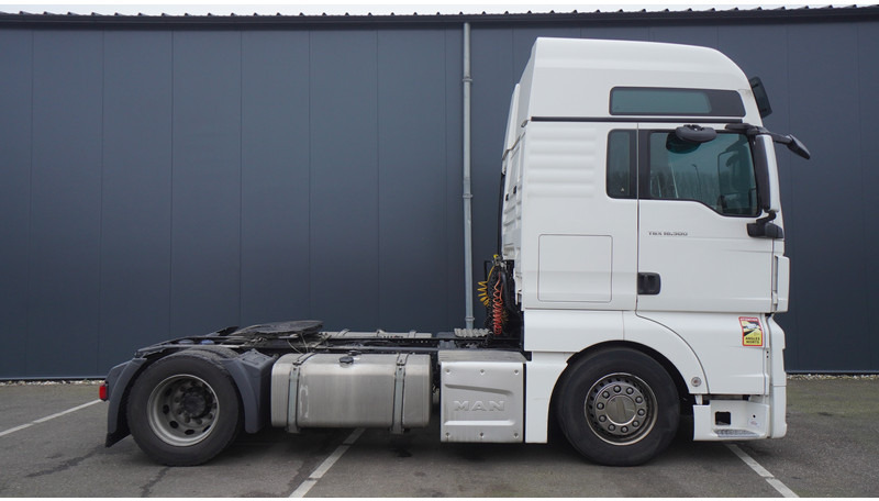 MAN TGX 18.500 XXL MEGA 639.000KM - Xe đầu kéo: hình 2 MAN TGX 18.500 XXL MEGA 639.000KM - Xe đầu kéo: hình 2