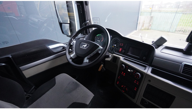 MAN TGX 18.500 XXL MEGA 752.000KM - Xe đầu kéo: hình 5 MAN TGX 18.500 XXL MEGA 752.000KM - Xe đầu kéo: hình 5