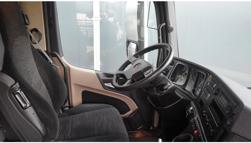 Mercedes-Benz ACTROS 1942 EURO 6 879.200KM - Xe đầu kéo: hình 5 Mercedes-Benz ACTROS 1942 EURO 6 879.200KM - Xe đầu kéo: hình 5