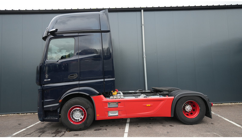 Mercedes-Benz ACTROS 1945 GIGASPACE 649.700KM - Xe đầu kéo: hình 1 Mercedes-Benz ACTROS 1945 GIGASPACE 649.700KM - Xe đầu kéo: hình 1