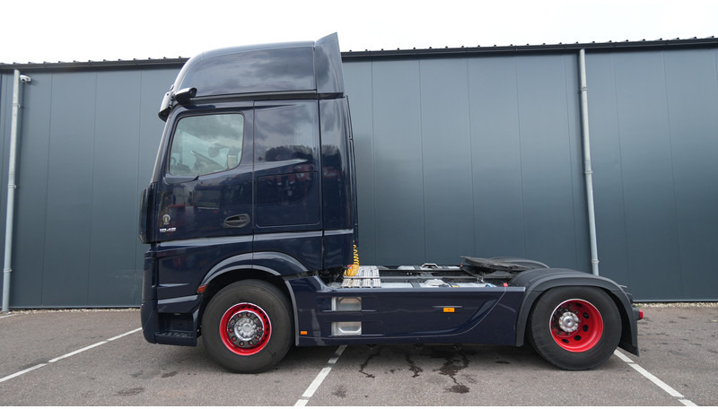 Mercedes-Benz ACTROS 1945 GIGASPACE 684.000KM - Xe đầu kéo: hình 1 Mercedes-Benz ACTROS 1945 GIGASPACE 684.000KM - Xe đầu kéo: hình 1