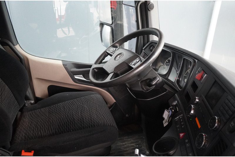 Mercedes-Benz ACTROS 2036 ADR 663.000KM - Xe đầu kéo: hình 5 Mercedes-Benz ACTROS 2036 ADR 663.000KM - Xe đầu kéo: hình 5