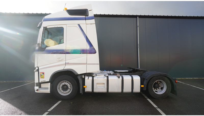 Volvo FH 420 EURO 6 GLOBETROTTER - Xe đầu kéo: hình 1 Volvo FH 420 EURO 6 GLOBETROTTER - Xe đầu kéo: hình 1